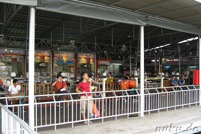 Food Court am Mae Nam Chao Phraya, Bangkok, Thailand