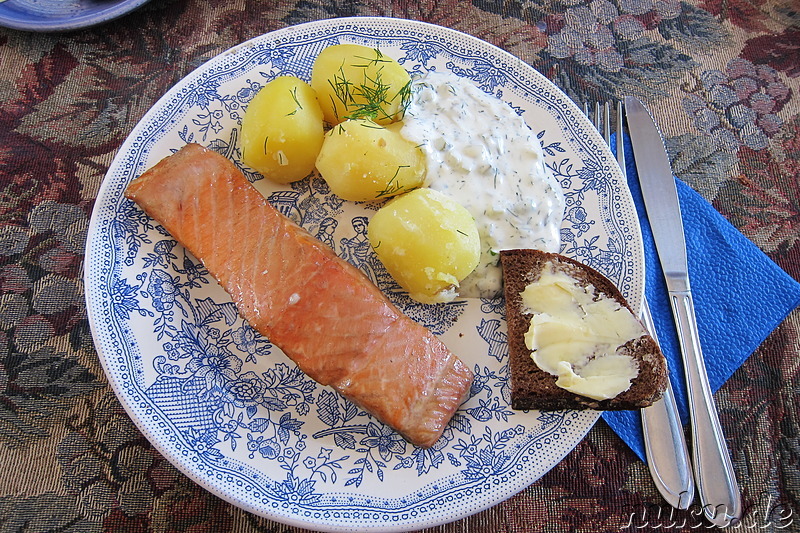 Frisch geräucherter Lachs im Kaesmu Maritime Museum, Lahemaa National Park, Estland