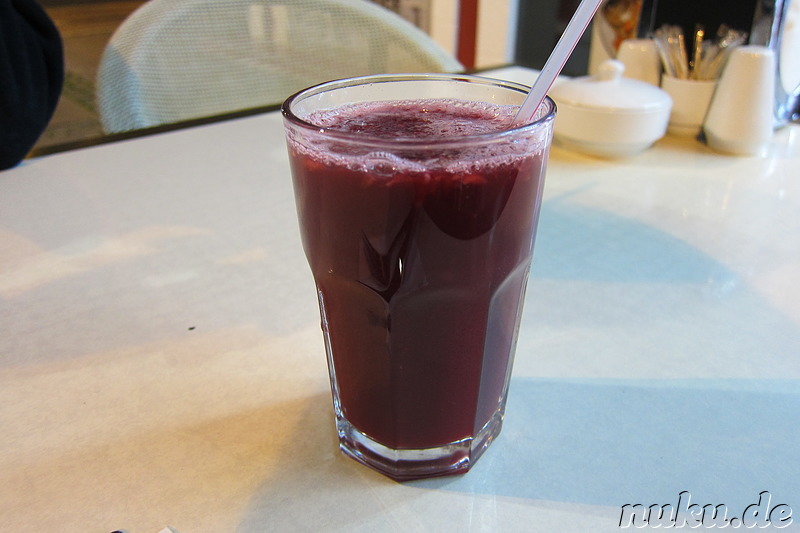 Frischer Saft im Osmanli Cafe Restoran in Antalya, Türkei