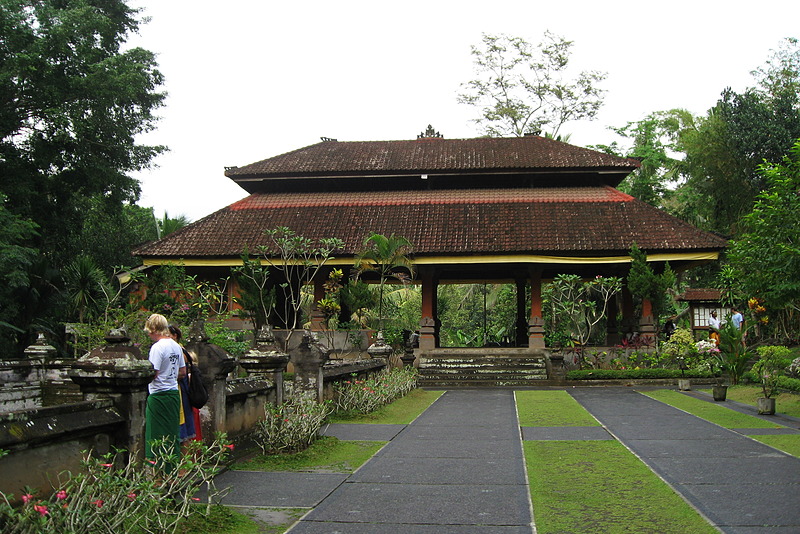 Goha Gajah Tempelhöhle in Bedulu, Bali, Indonesien