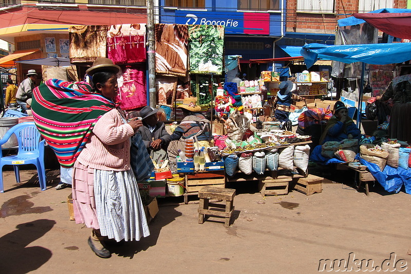 Grenzstadt Desaguadero an der Grenze zwischen Bolivien und Peru