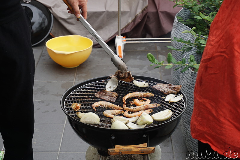 Grillen auf der Dachterrasse