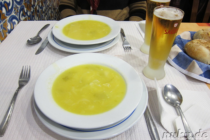 Günstiges Mittagessen in Vila Nova de Gaia, Portugal