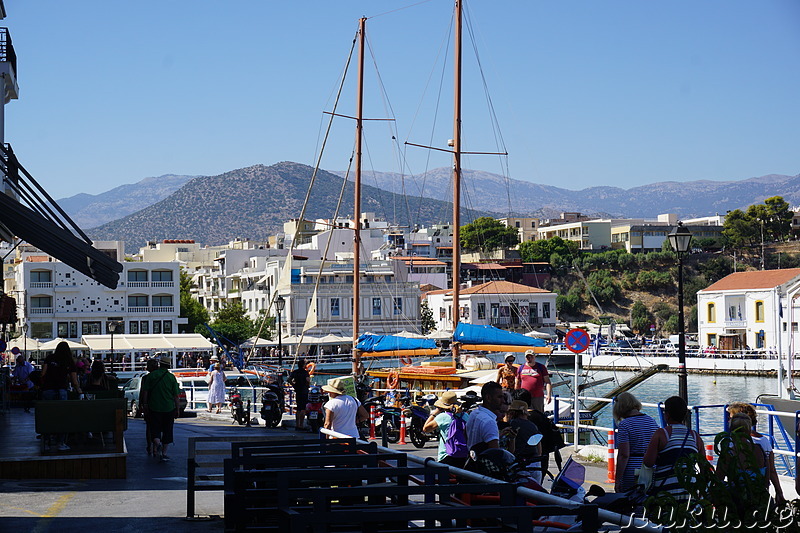 Hafen und Voulismeni-See in Agios Nikolaos auf Kreta, Griechenland