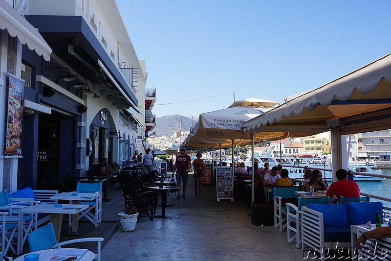 Hafen und Voulismeni-See in Agios Nikolaos auf Kreta, Griechenland