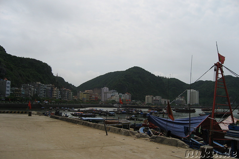 Hafen von Catba Island, Vietnam