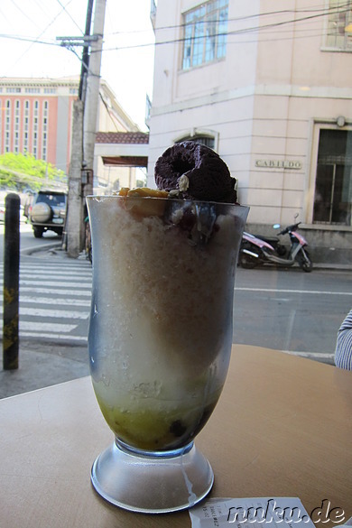 Halo-Halo Eiskrem von Chowking in Manila, Philippinen