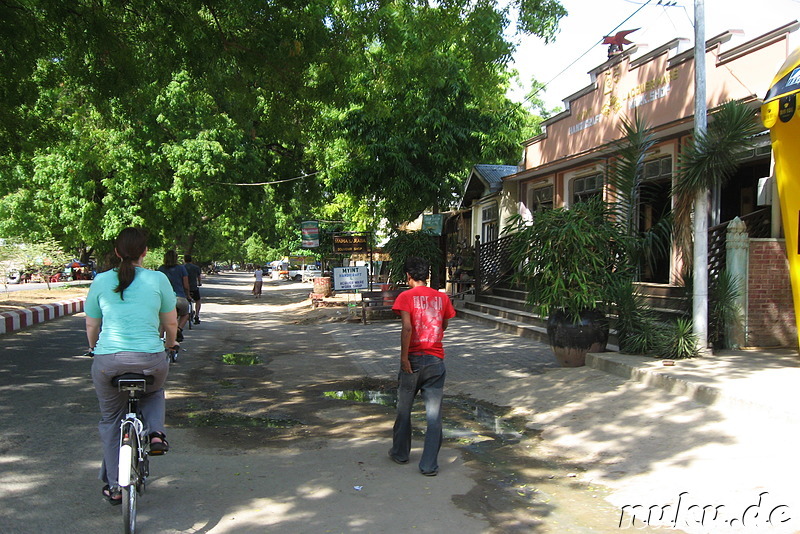 Hauptstrasse von Nyaung U, Myanmar