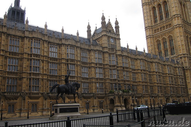 Houses of Parliament und Big Ben in London, England