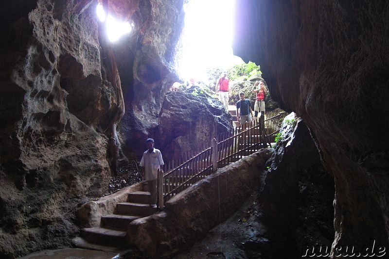 Htup-Ein Small Meditation Cave am Inle See in Burma