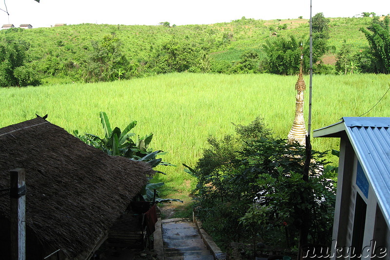 Htup-Ein Small Meditation Cave am Inle See in Burma