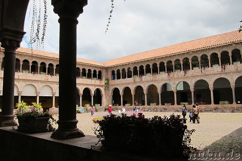 Iglesia de Santo Domingo mit Qorikancha, Cusco, Peru