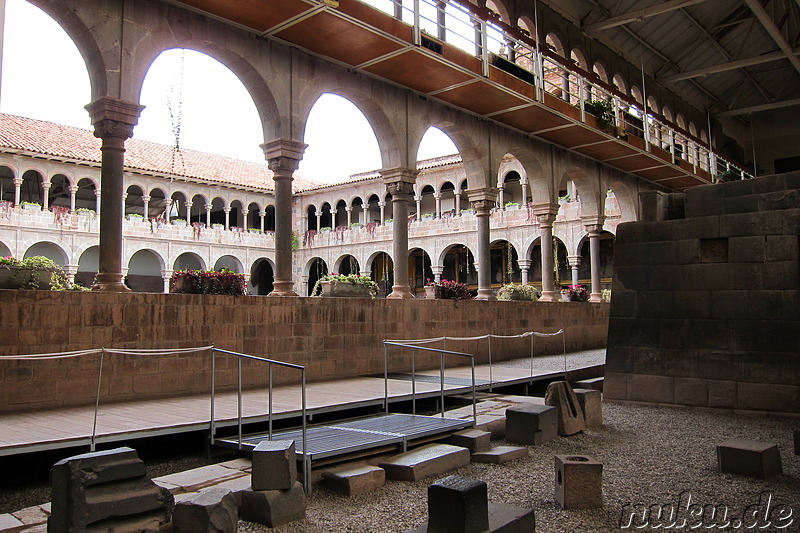 Iglesia de Santo Domingo mit Qorikancha, Cusco, Peru