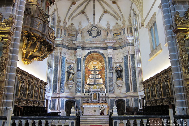 Igreja de Sao Francisco - Kirche in Evora, Portugal