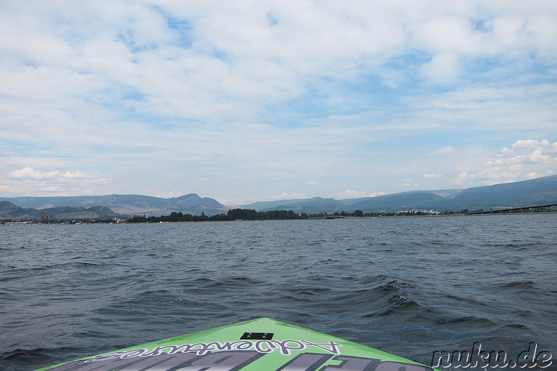 Im Jetboot über den Okanagan Lake in Kelowna, Kanada