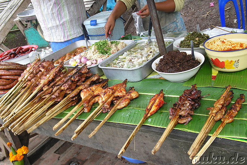 Imbiss am Strassenrand in Luang Prabang, Laos