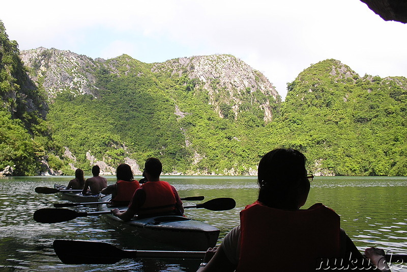 Kajaktour in Halong Bay, Vietnam