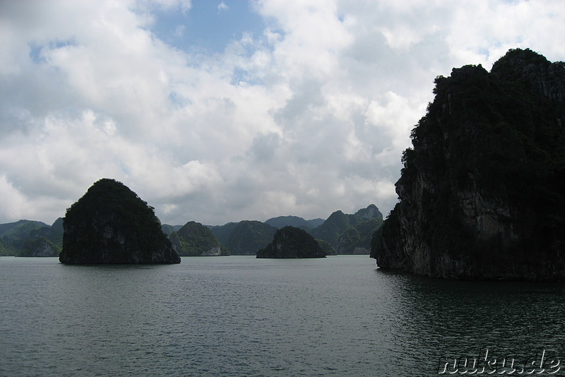 Kalkfelsen in Halong Bay, Vietnam