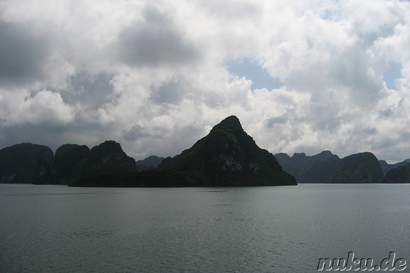 Kalkfelsen in Halong Bay, Vietnam