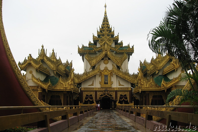 Karaweik Royal Barge in Yangon, Myanmar