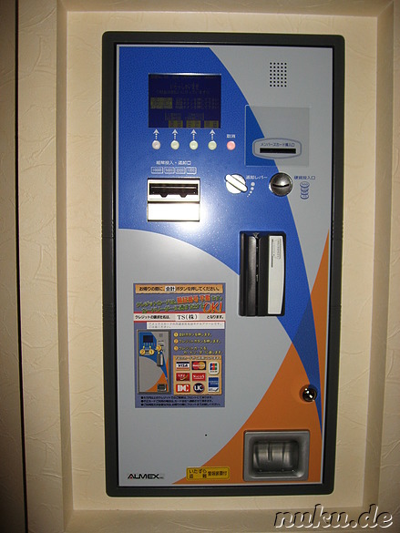 Kassierautomat im Love Hotel, Japan