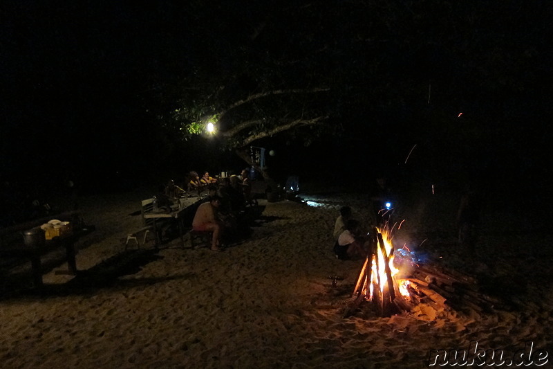 Lagerfeuer am Strand