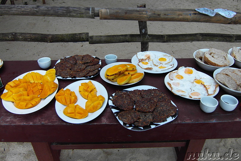 Leckeres Frühstück am Strand