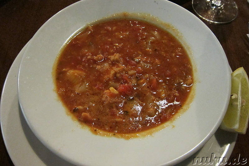 Maltesische Fischsuppe im Restaurant L'Aroma in Sliema, Malta