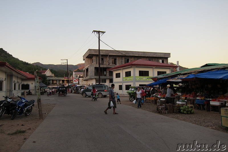 Markt am Busterminal in Coron Town auf Busuanga Island, Philippinen