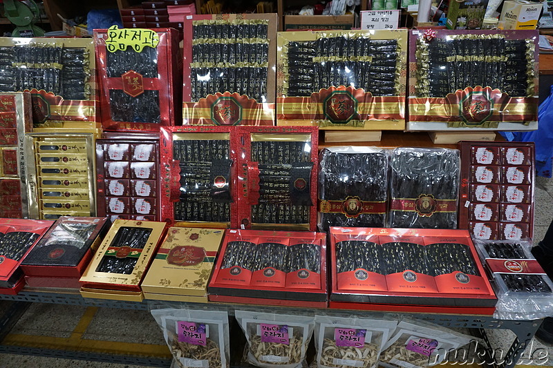 Markt für Ginsengprodukte auf der Insel Ganghwado, Korea