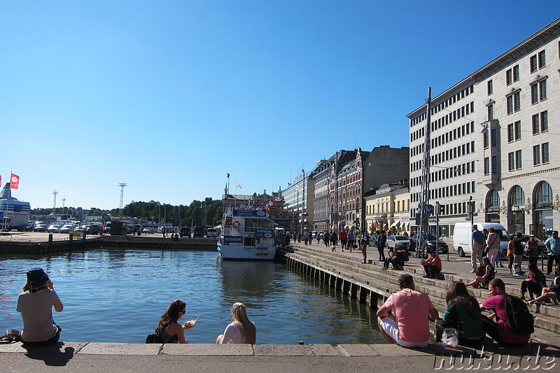 Markt im Hafen von Helsinki, Finnland