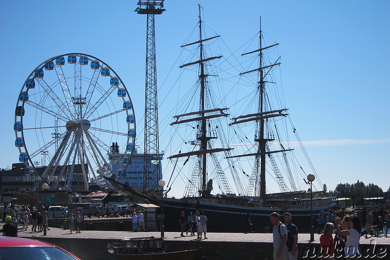 Markt im Hafen von Helsinki, Finnland