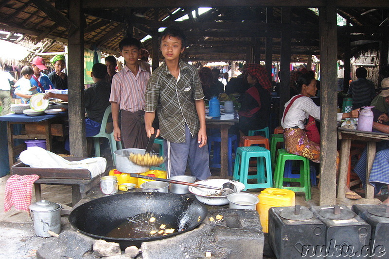 Markt in Inthein am Inle Lake in Burma