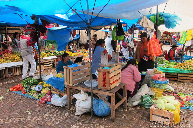 Markt in Pisaq, Urubamba Valley, Peru