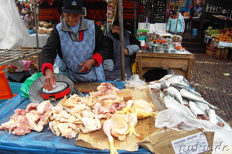 Markt in Pisaq, Urubamba Valley, Peru