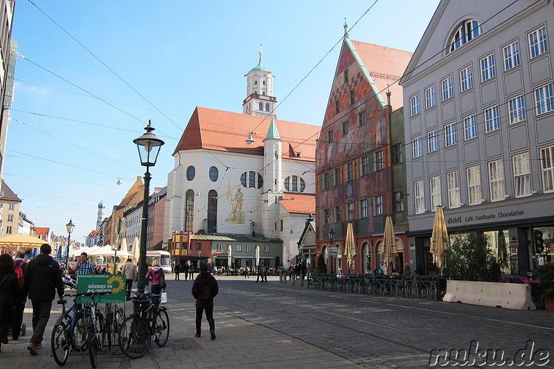 Maximilianstrasse in Augsburg, Bayern