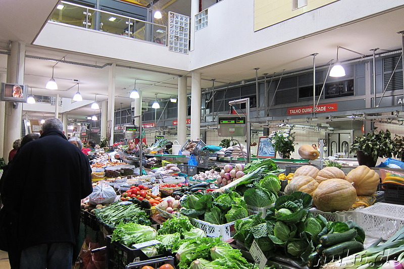 Mercado - Markt in Coimbra, Portugal