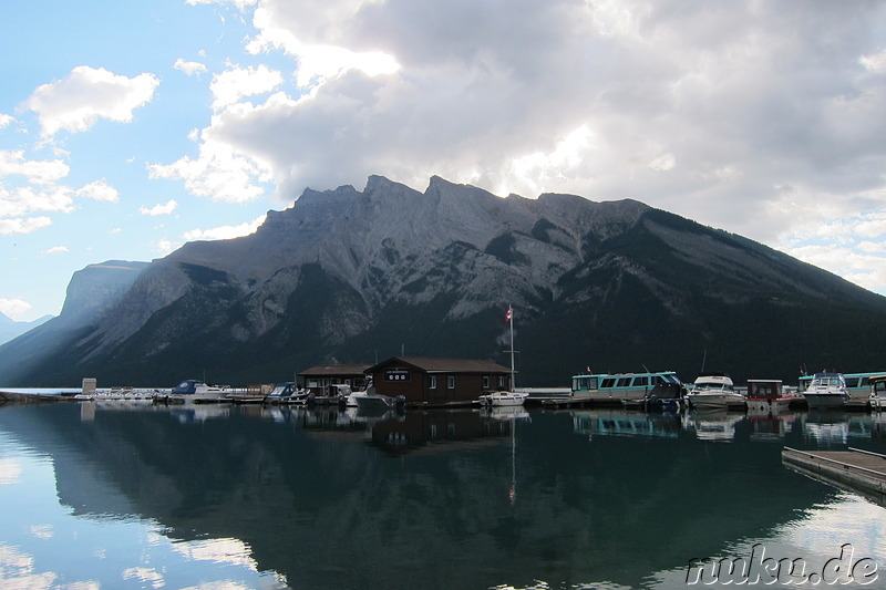 Minnewanka Lake - See im Banff National Park in Alberta, Kanada