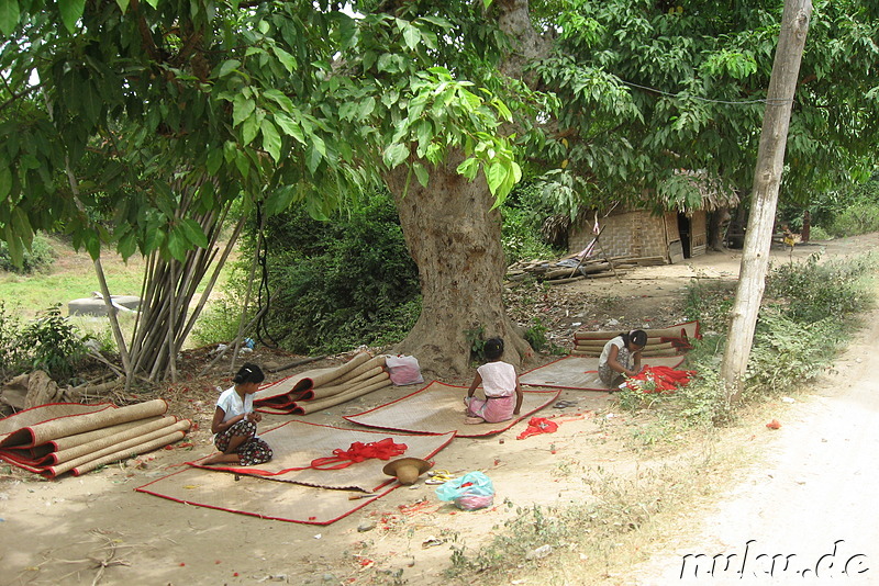 Mit der Pferdekutsche auf Erkundungstour in Inwa, Burma