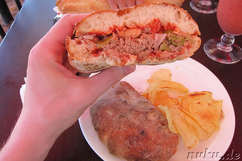 Mittagessen im Fontanella Tea Gardens in Mdina, Malta