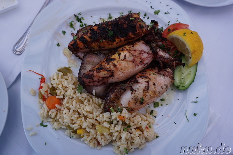 Mittagessen in der Taverna Faros in Agios Nikolaos auf Kreta, Griechenland