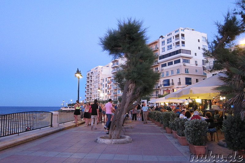 Nachtspaziergang durch Sliema, Malta