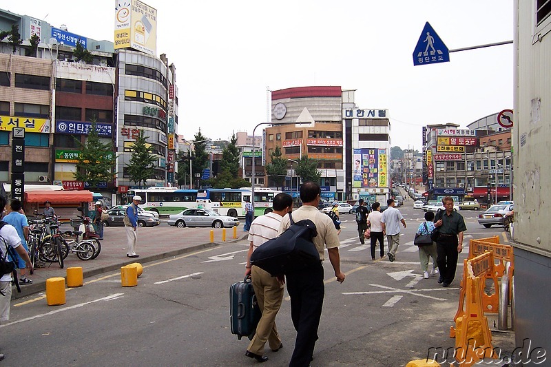 Nahe der U-Bahn Station in Incheon