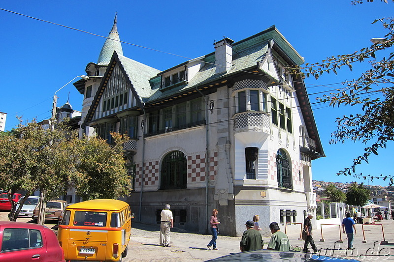 Palacio Baburizza Museo de Bellas Artes in Valparaiso, Chile