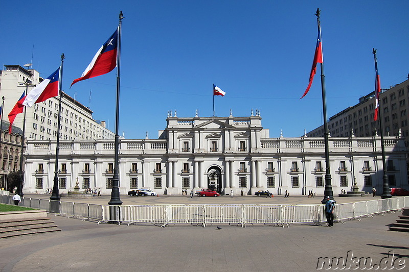 Palacio de la Moneda am Plaza de la Constitucion in Santiago de Chile