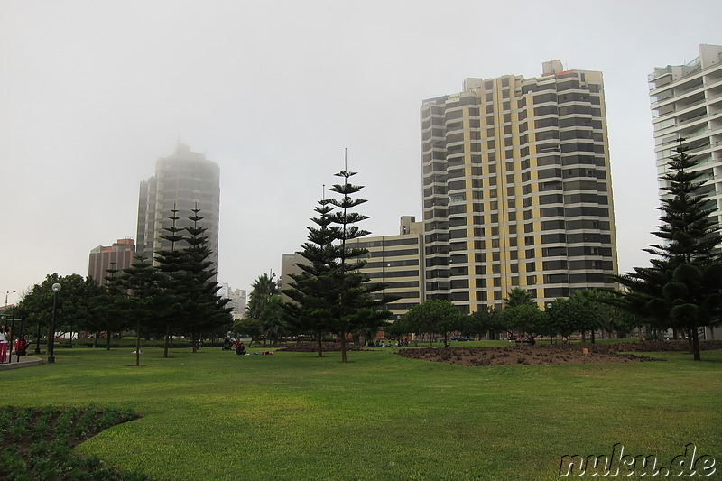 Parque del Amor, Raimondi & El Faro in Lima, Peru