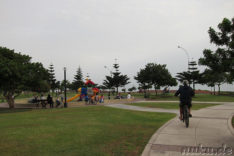 Parque del Amor, Raimondi & El Faro in Lima, Peru