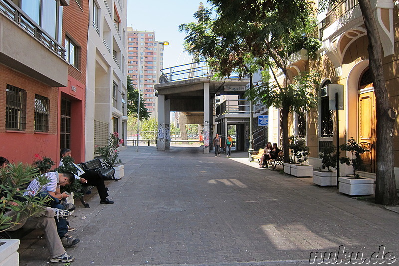 Paseo Huerfanos Fußgängerbrücke in Santiago de Chile