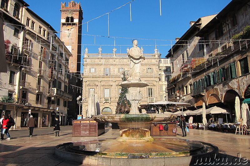 Piazza delle Erbe in Verona, Italien