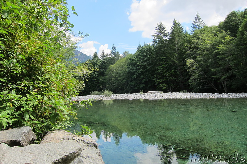 Picknick am Kennedy Lake auf Vancouver Island, Kanada